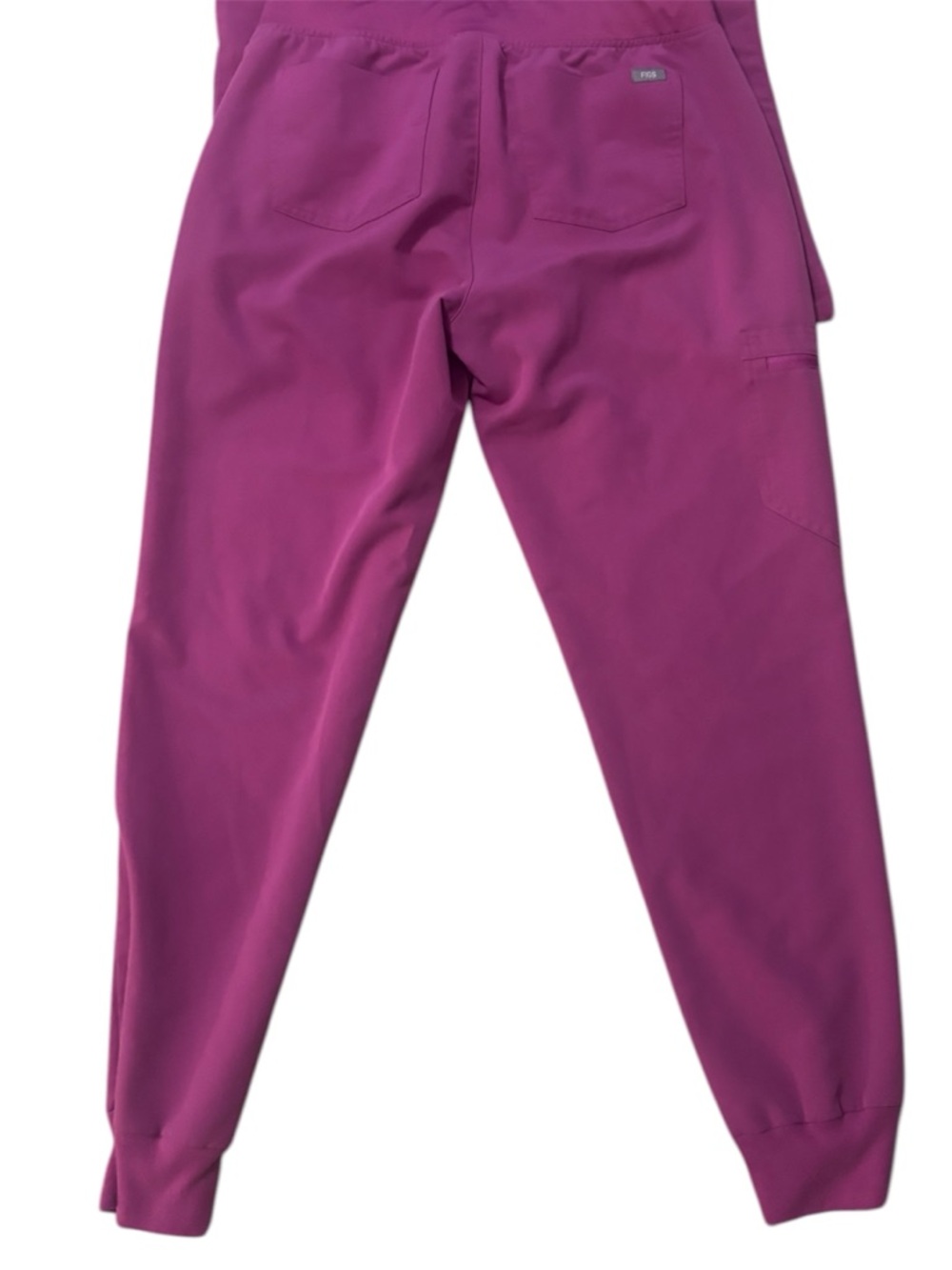 Figs Women's Scrub Set in Magenta - Picture 3 of 4